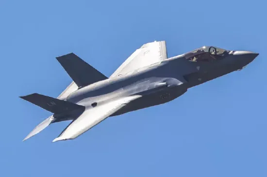 洛-马营收不及预期 F-35销量下降拖累业绩  第2张